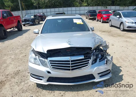 2013 Mercedes-Benz E 350 z USA, uszkodzony, nr VIN WDDHF5KB3DA767778